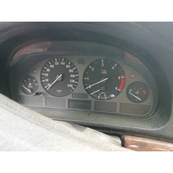 bmw serie 5 berlina (e39) del año 1996