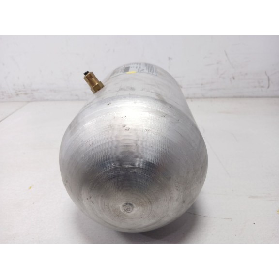 Recambio de acumulador central amortiguacion para jaguar xj 2.7 d xj6 executive referencia OEM IAM 2W935B696AG 2w935B709AC 