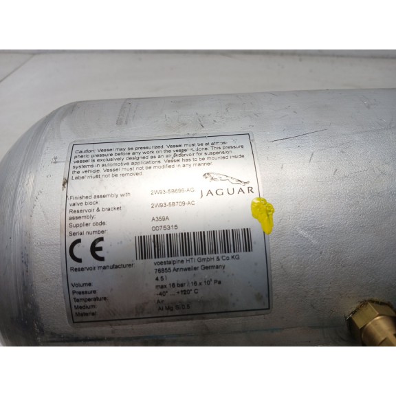 Recambio de acumulador central amortiguacion para jaguar xj 2.7 d xj6 executive referencia OEM IAM 2W935B696AG 2w935B709AC 
