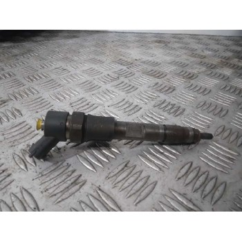 Recambio de inyector para renault trafic caja cerrada (ab 4.01) 1.9 diesel referencia OEM IAM 0445110110  