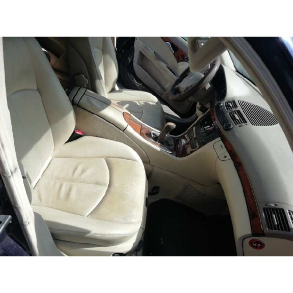 mercedes-benz clase e (w211) berlina del año 2002