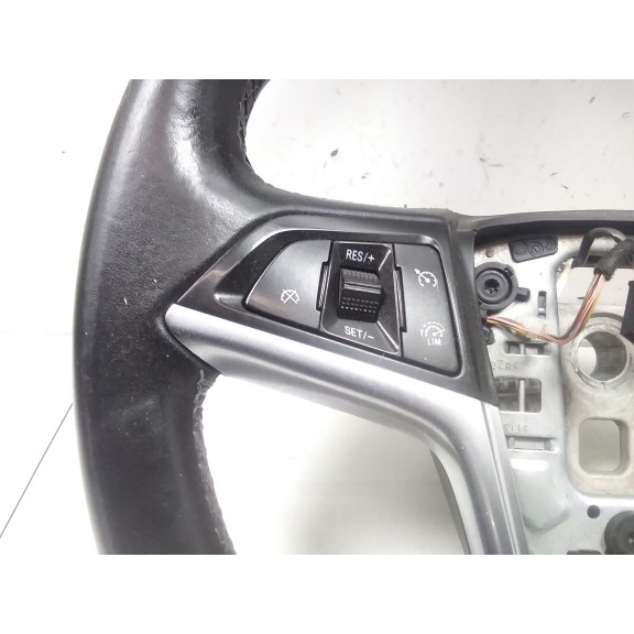 Recambio de volante para opel mokka 1.7 16v cdti referencia OEM IAM 13473053 SIN AIRBAG 