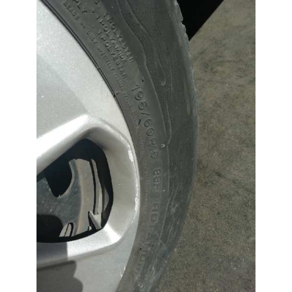 ford transit courier del año 2015