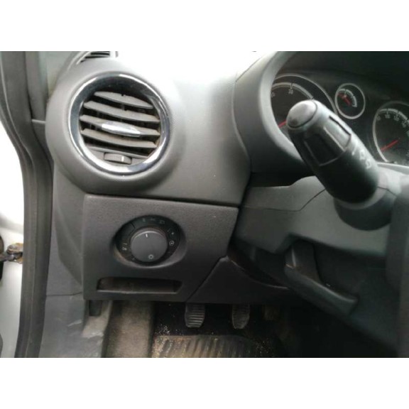 opel corsa d del año 2008