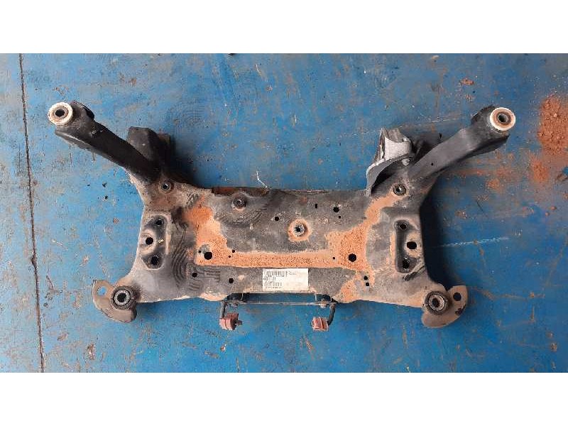 Recambio de puente delantero para volvo v40 2.0 diesel cat referencia OEM IAM   