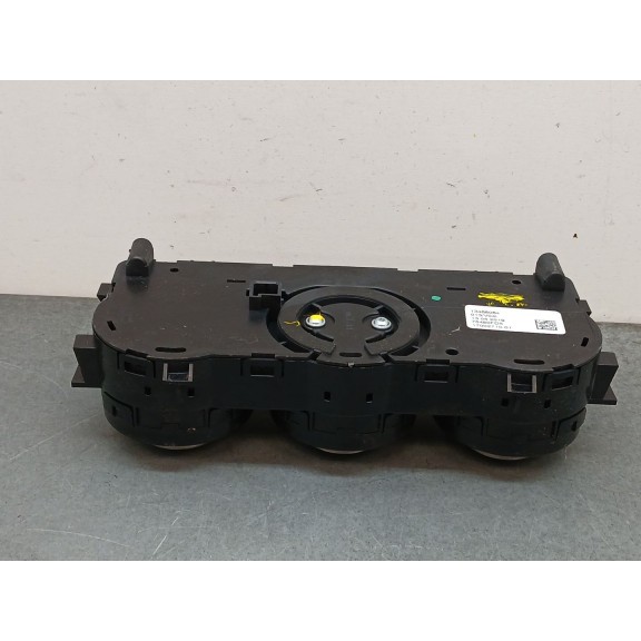 Recambio de mando calefaccion / aire acondicionado para opel corsa e business referencia OEM IAM 13468064  