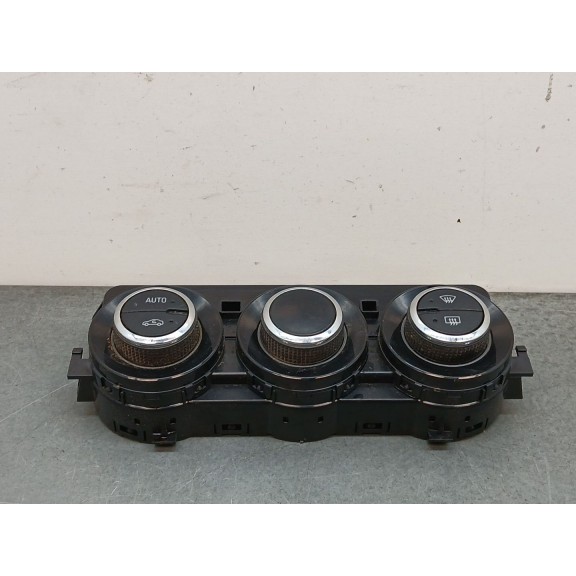 Recambio de mando calefaccion / aire acondicionado para opel corsa e business referencia OEM IAM 13468064  