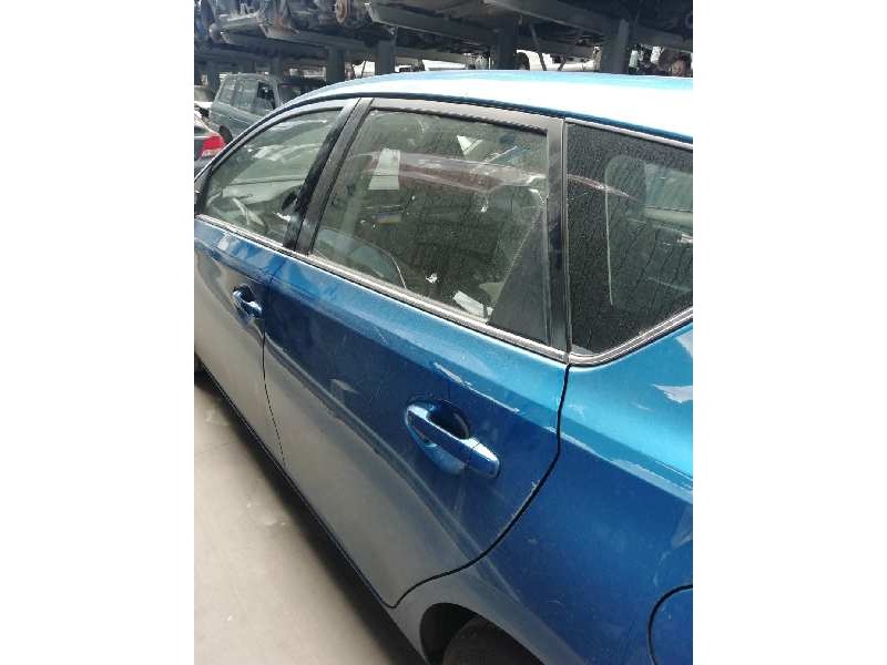 Recambio de puerta trasera izquierda para toyota auris active referencia OEM IAM   