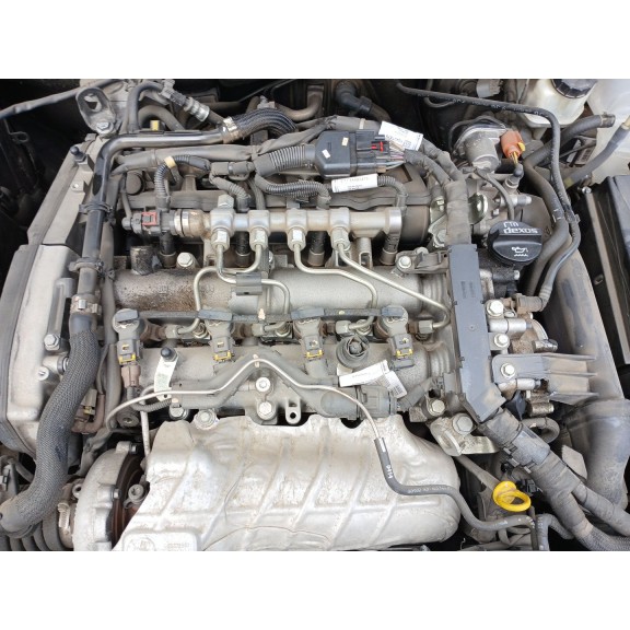 opel astra j sports tourer (p10) del año 2011