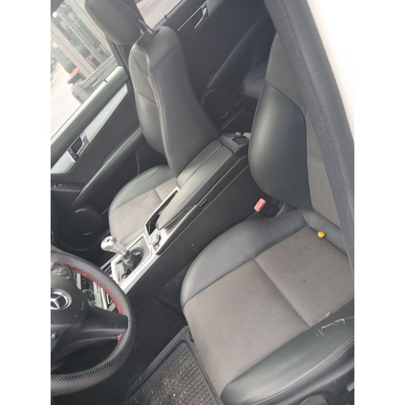 mercedes-benz clase c (w204) del año 2010