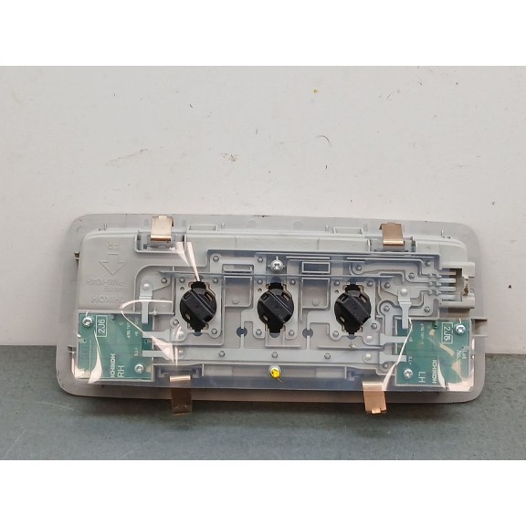Recambio de luz interior para lexus is iii (_e3_) 300h (ave30_) referencia OEM IAM trasera  