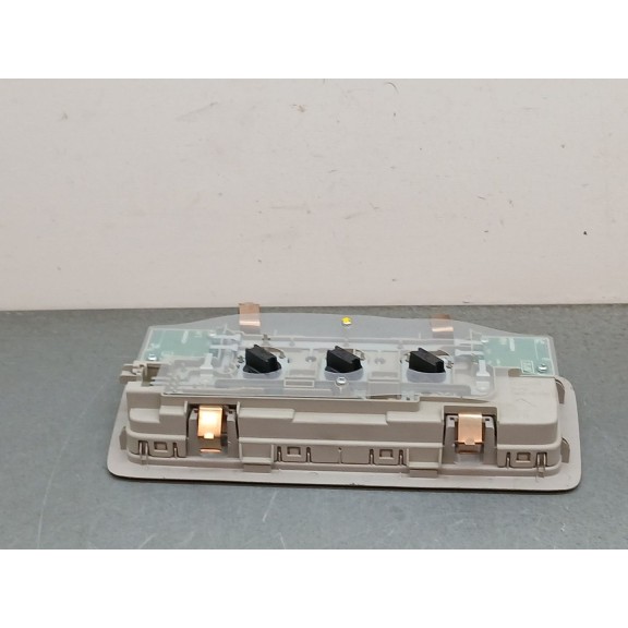 Recambio de luz interior para lexus is iii (_e3_) 300h (ave30_) referencia OEM IAM trasera  