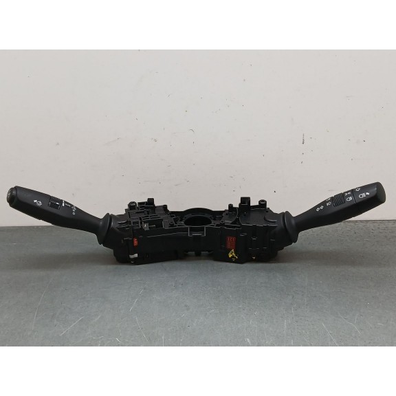 Recambio de mando multifuncion para lexus is iii (_e3_) 300h (ave30_) referencia OEM IAM 3035017f773  