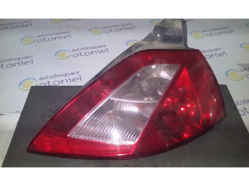 Recambio de piloto trasero derecho para renault megane ii berlina 5p authentique referencia OEM IAM   