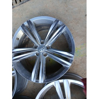 Recambio de juego llantas para volkswagen tiguan (ad1, ax1) 2.0 tdi 4motion referencia OEM IAM 85JX19 ET38  
