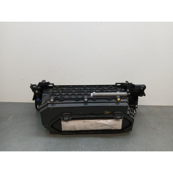 Recambio de guantera para lexus is iii (_e3_) 300h (ave30_) referencia OEM IAM 5551353030  