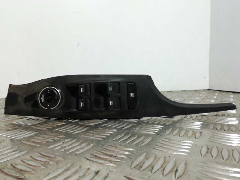 Recambio de mando elevalunas delantero izquierdo para hyundai i40 comfort referencia OEM IAM 39R4911000  