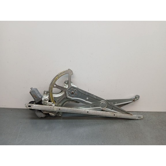 Recambio de elevalunas delantero izquierdo para lexus is iii (_e3_) 300h (ave30_) referencia OEM IAM  7 pines 