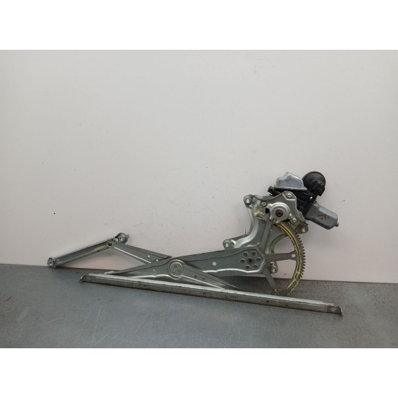 Recambio de elevalunas delantero izquierdo para lexus is iii (_e3_) 300h (ave30_) referencia OEM IAM  7 pines 