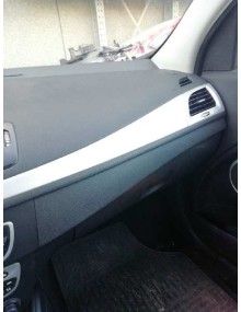 renault megane iii berlina 5 p del año 2009 2