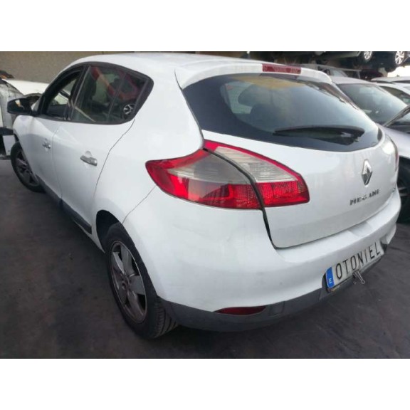 renault megane iii berlina 5 p del año 2009