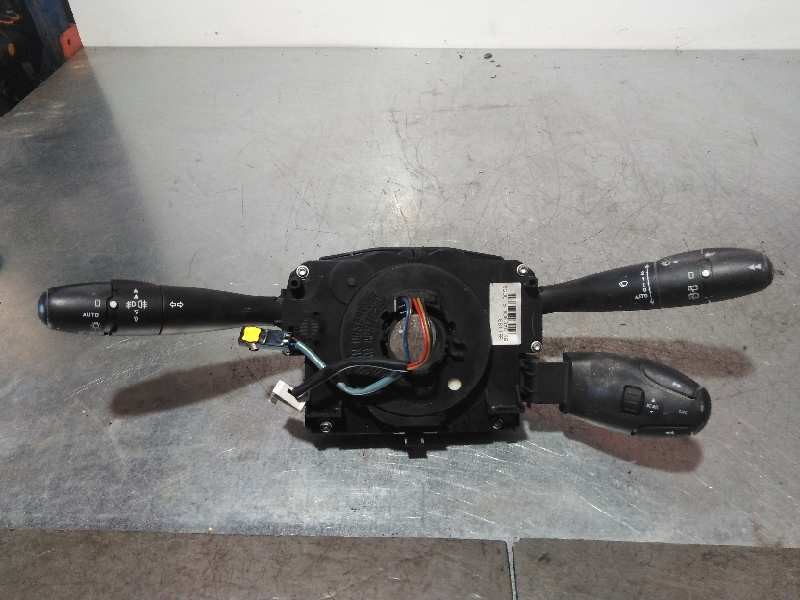 Recambio de mando multifuncion para peugeot 207 sw 1.6 16v hdi referencia OEM IAM 96657274XT  
