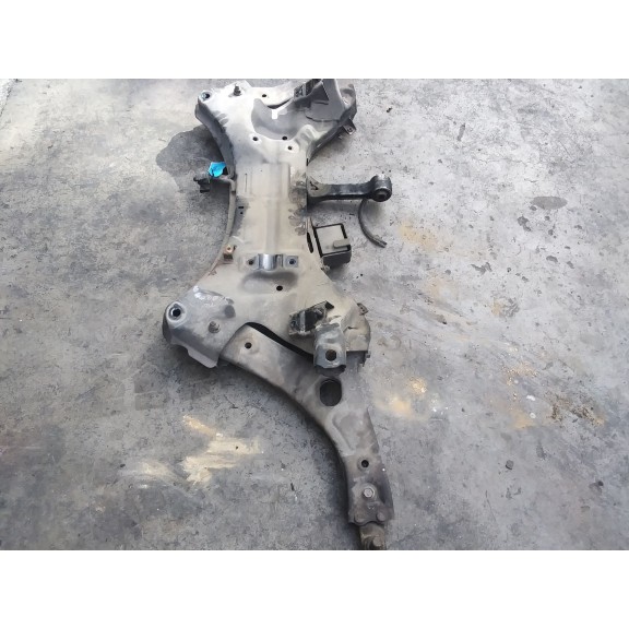 Recambio de puente delantero para hyundai ix35 van crdi referencia OEM IAM   