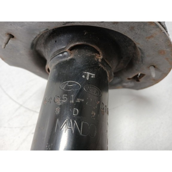 Recambio de amortiguador delantero izquierdo para hyundai ix35 classic 2wd referencia OEM IAM   