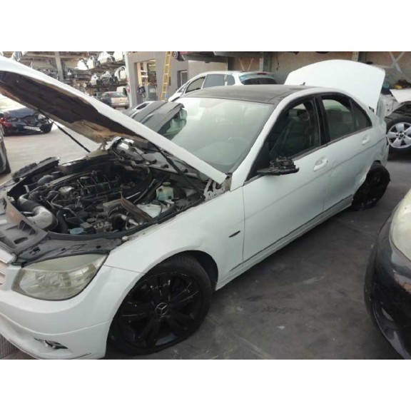 mercedes-benz clase c (w204) berlina del año 2009