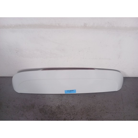 Recambio de aleron trasero para kia pro_cee´d drive referencia OEM IAM   