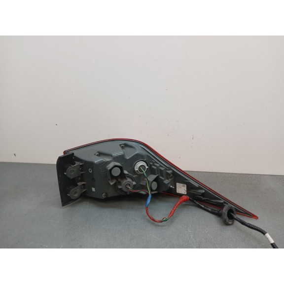 Recambio de piloto trasero izquierdo para lexus is iii (_e3_) 300h (ave30_) referencia OEM IAM 8156053280  