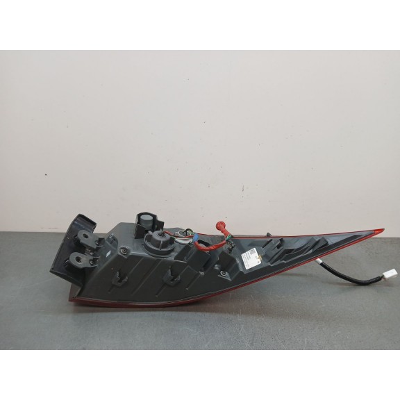 Recambio de piloto trasero izquierdo para lexus is iii (_e3_) 300h (ave30_) referencia OEM IAM 8156053280  