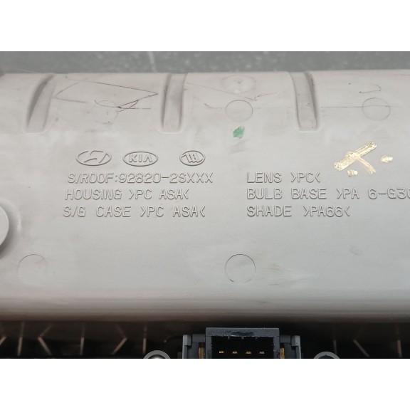 Recambio de luz interior para hyundai ix35 classic 2wd referencia OEM IAM 928202sxxx TECHO SOLAR 