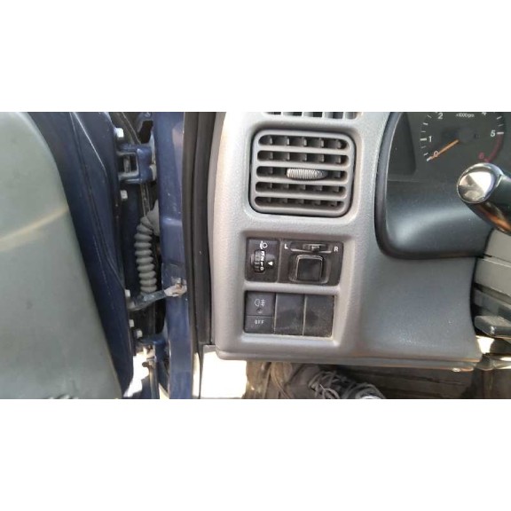 suzuki baleno berlina sy (eg) del año 2001