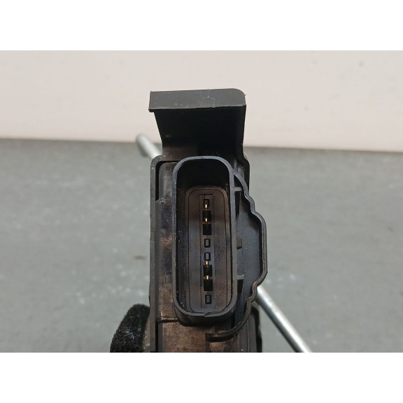 Recambio de cerradura puerta trasera izquierda para kia rio 1.0 t-gdi hybrid referencia OEM IAM 81410h8010  4 pines