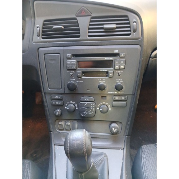 volvo s60 i (384) del año 2001