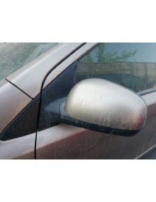 nissan note (e11e) del año 2006 2