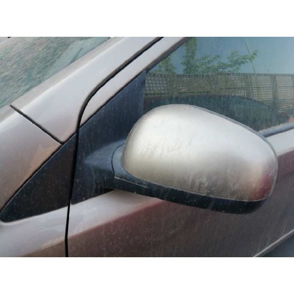 nissan note (e11e) del año 2006