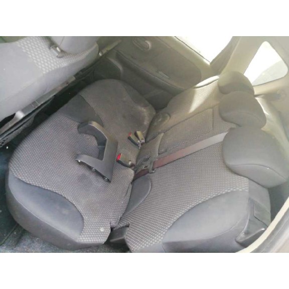 nissan note (e11e) del año 2006