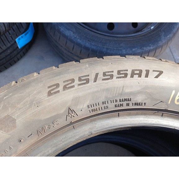 Recambio de neumatico para opel insignia berlina expression referencia OEM IAM 225-55-17101V x2 17