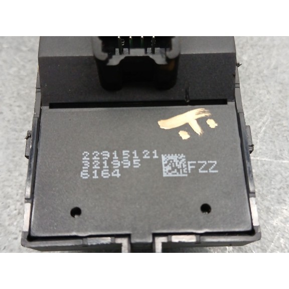 Recambio de mando elevalunas delantero izquierdo para opel insignia berlina expression referencia OEM IAM 22915121 de 4 teclaa 