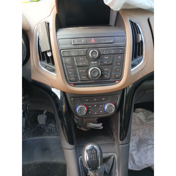 opel zafira tourer c (p12) del año 2014