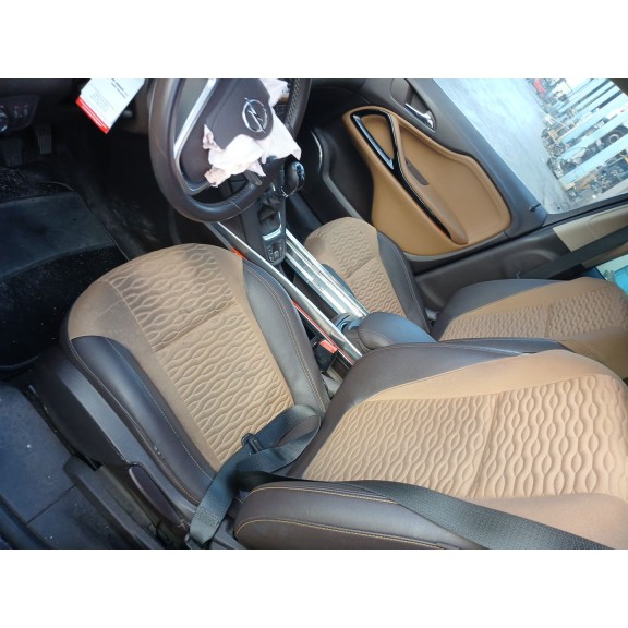 opel zafira tourer c (p12) del año 2014