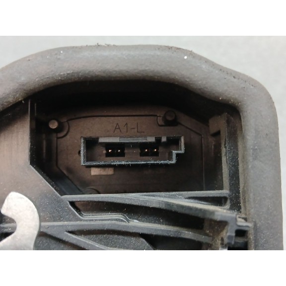 Recambio de cerradura puerta trasera izquierda para bmw x5 (e70) xdrive30d referencia OEM IAM 7276673 4 pines 
