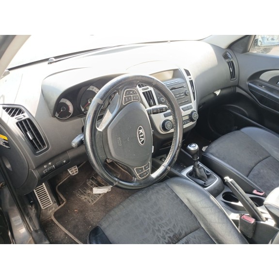 kia cee´d hatchback (ed) del año 2010