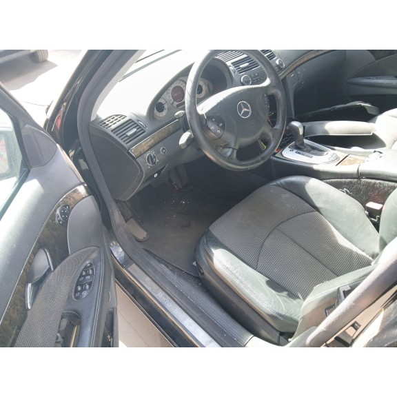 mercedes-benz clase e (w211) del año 2004