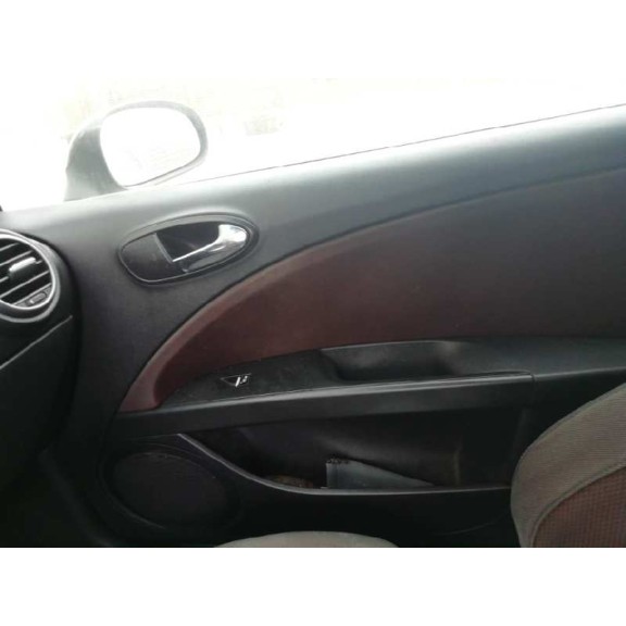 seat leon (1p1) del año 2005