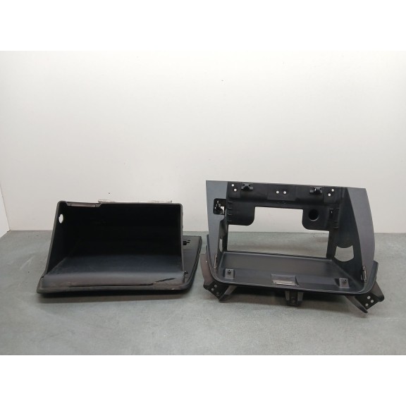 Recambio de guantera para hyundai ix35 classic 2wd referencia OEM IAM 845412y000  