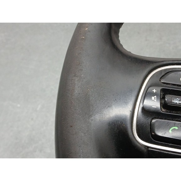 Recambio de volante para kia optima business referencia OEM IAM 56110d4420 desgastado 