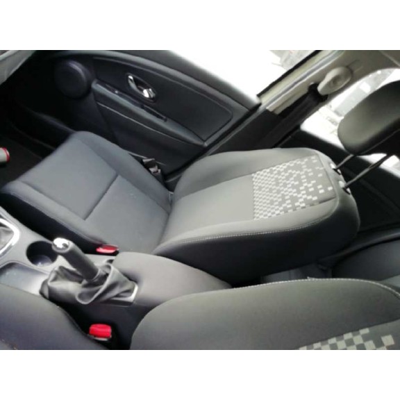 renault megane iii berlina 5 p del año 2013